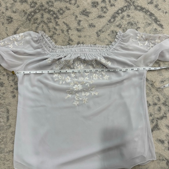 WHBM Embroidered Blouse Sheer Sleeves Off The Shoulder Top Elegant Work Large - Picture 9 of 12